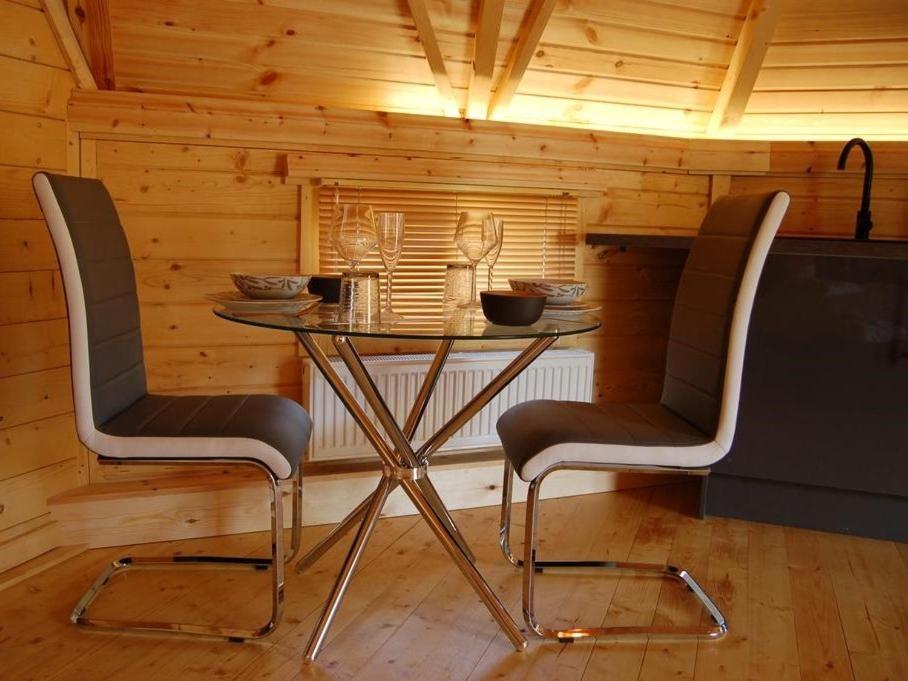 Romantic Rural Retreats Crewkerne Exteriör bild